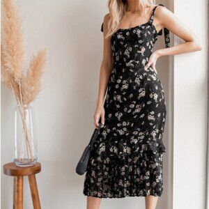 Terrace Views Black Floral Print Tiered Midi Dress